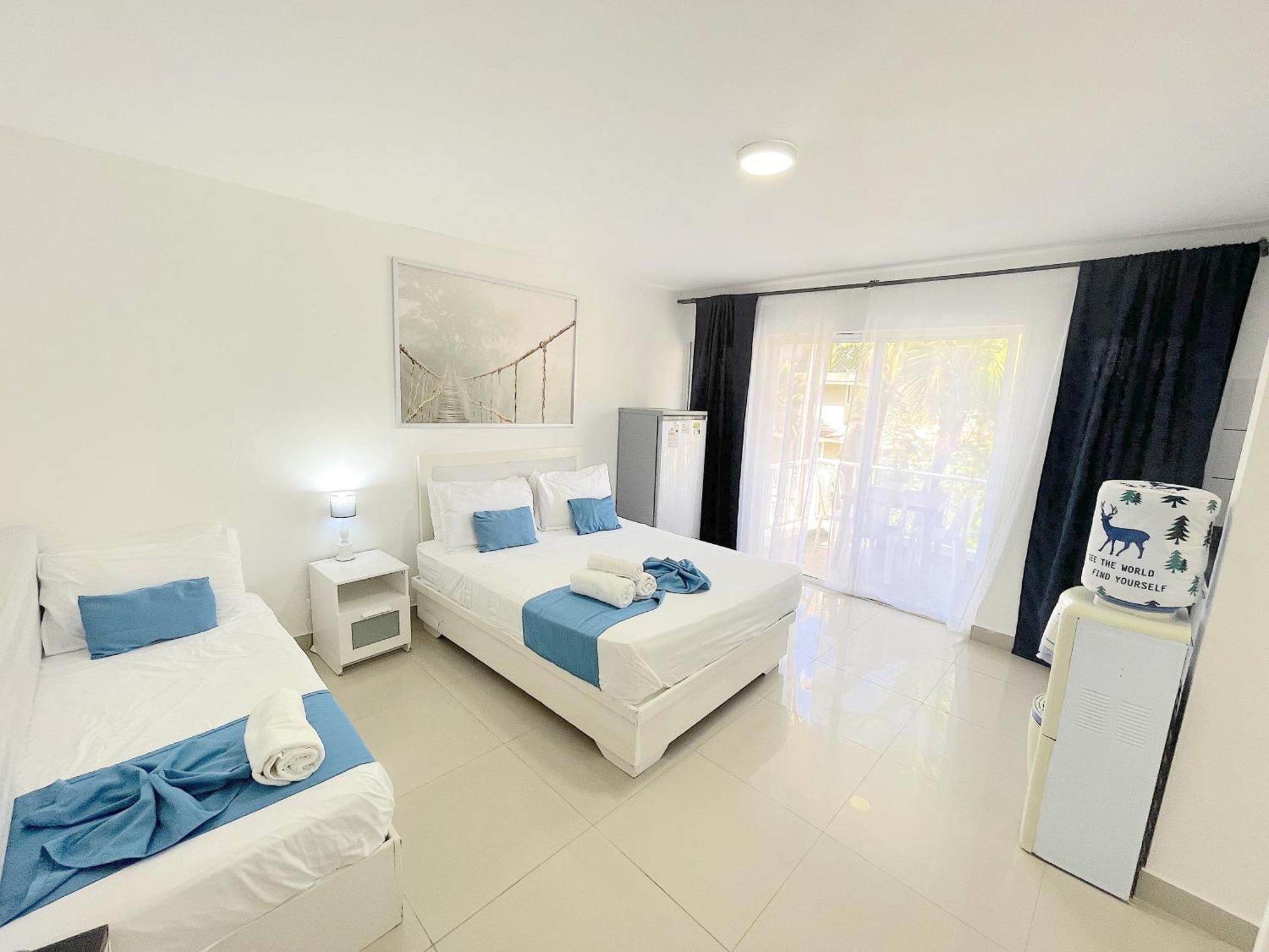 Tropical Adventures Sol Caribe Studios Suites Bavaro Beach & Pool Punta Cana Exterior foto